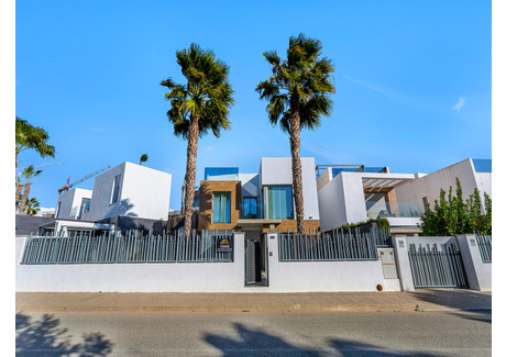 Dom na sprzedaż - Torrevieja, Alicante, Walencja, Hiszpania, 173 m², 500 000 Euro (2 160 000 PLN), NET-32