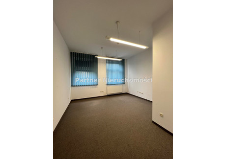 Komercyjne do wynajęcia - Koniuchy, Toruń, Toruń M., 19 m², 760 PLN, NET-PRT-LW-12075