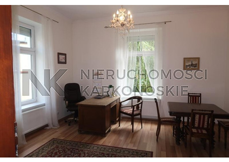 Mieszkanie na sprzedaż - Jelenia Góra, 66 m², 450 000 PLN, NET-565088