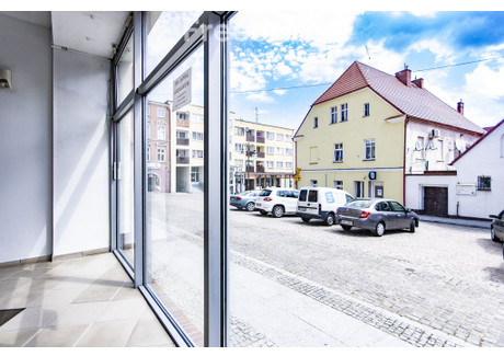 Lokal do wynajęcia - rynek Rynek Otmuchów, Nyski, 85 m², 2500 PLN, NET-1620/3685/OLW