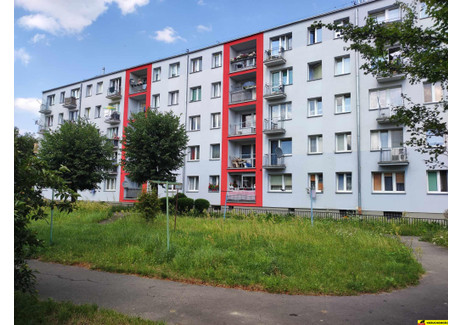 Mieszkanie na sprzedaż - Kosmonautów Skarżysko-Kamienna, Skarżyski, 43 m², 189 000 PLN, NET-1011