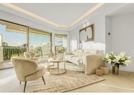 Mieszkanie na sprzedaż - Cannes, Francja, 75 m², 2 026 382 USD (8 308 168 PLN), NET-103063657