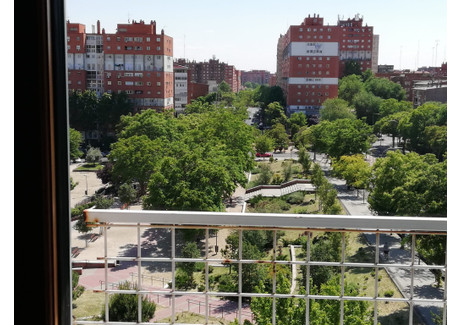 Mieszkanie na sprzedaż - Madrid, Hiszpania, 120 m², 337 923 USD (1 301 005 PLN), NET-92011120