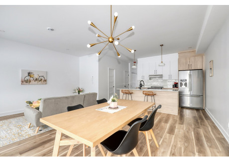 Dom na sprzedaż - 102Z Rue des Abeilles, Notre-Dame-des-Prairies, QC J6E8Z4, CA Notre-Dame-Des-Prairies, Kanada, 137 m², 288 117 USD (1 109 252 PLN), NET-96134504