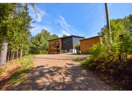 Dom na sprzedaż - 960 Ch. du Tour-du-Lac, Lac-Simon, QC J0V1E0, CA Lac-Simon, Kanada, 102 m², 433 665 USD (1 743 334 PLN), NET-100866835