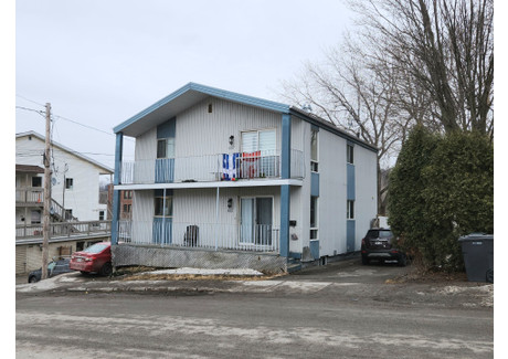 Dom na sprzedaż - 615-617 Rue Lapointe, Chicoutimi, QC G7J3E2, CA Chicoutimi, Kanada, 89 m², 135 806 USD (556 805 PLN), NET-96402374