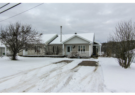 Dom na sprzedaż - 406 Rue Principale, Saint-Félix-d'Otis, QC G0V1M0, CA Saint-Félix-D'otis, Kanada, 115 m², 225 512 USD (917 833 PLN), NET-102741747