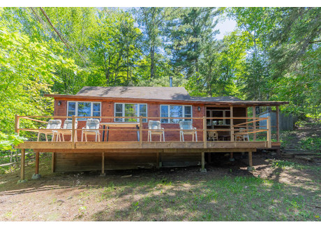 Dom na sprzedaż - 49 Ch. L'Heureux, Lac-Sainte-Marie, QC J0X1Z0, CA Lac-Sainte-Marie, Kanada, 91 m², 349 689 USD (1 342 806 PLN), NET-98273996