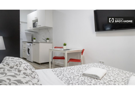 Mieszkanie do wynajęcia - Madrid, Hiszpania, 27 m², 1517 USD (6053 PLN), NET-66638158
