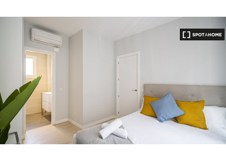 Mieszkanie do wynajęcia - Madrid, Hiszpania, 34 m², 2323 USD (9153 PLN), NET-69554455