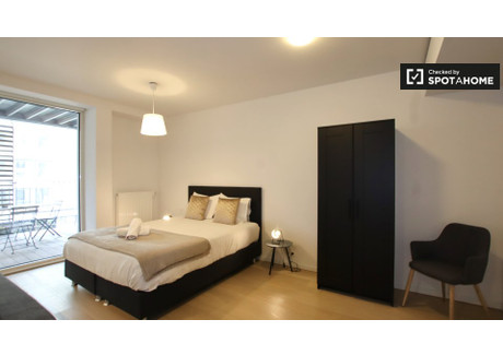 Mieszkanie do wynajęcia - Brussels, Belgia, 50 m², 1408 USD (5773 PLN), NET-78695156