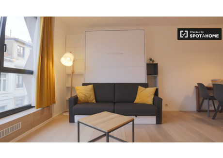 Mieszkanie do wynajęcia - Brussels, Belgia, 42 m², 873 USD (3501 PLN), NET-79094748