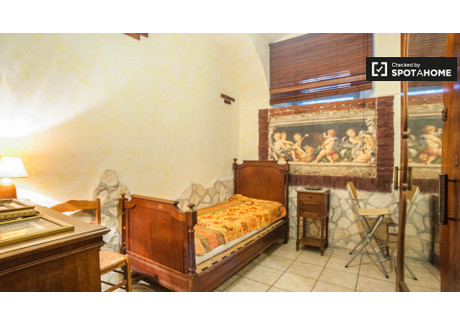 Mieszkanie do wynajęcia - Rome, Włochy, 60 m², 758 USD (2988 PLN), NET-79095504
