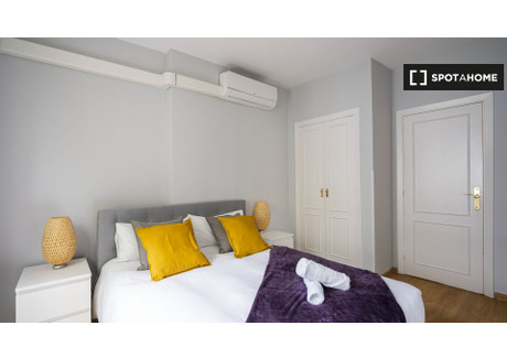 Mieszkanie do wynajęcia - Madrid, Hiszpania, 69 m², 3751 USD (14 779 PLN), NET-73708955