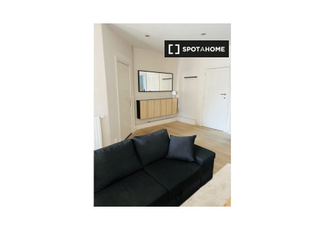 Mieszkanie do wynajęcia - Brussels, Belgia, 80 m², 1250 USD (4925 PLN), NET-86891860