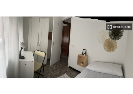 Pokój do wynajęcia - Madrid, Hiszpania, 65 m², 314 USD (1284 PLN), NET-88061077