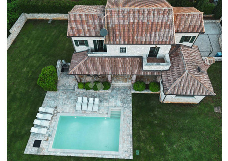 Dom na sprzedaż - Sveti Lovreč, Chorwacja, 199 m², 828 425 USD (3 371 690 PLN), NET-99248259