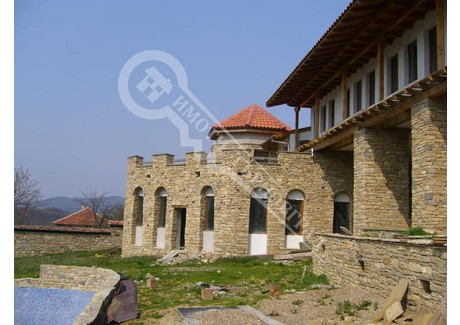 Dom na sprzedaż - гр. Елена/gr. Elena Велико Търново/veliko-Tarnovo, Bułgaria, 2500 m², 704 174 USD (2 795 572 PLN), NET-81792298