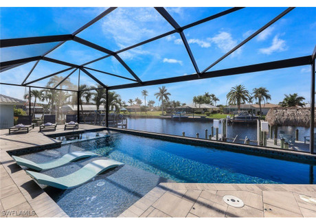 Dom na sprzedaż - 1720 SE 43rd Street Cape Coral, Usa, 257,62 m², 2 190 000 USD (8 979 000 PLN), NET-97019248