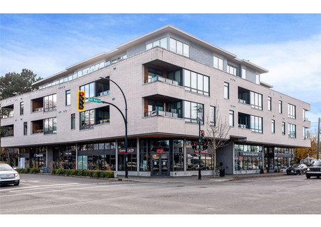 Mieszkanie na sprzedaż - 1969 Oak Bay Ave Victoria, Kanada, 98,85 m², 660 702 USD (2 689 058 PLN), NET-102232147