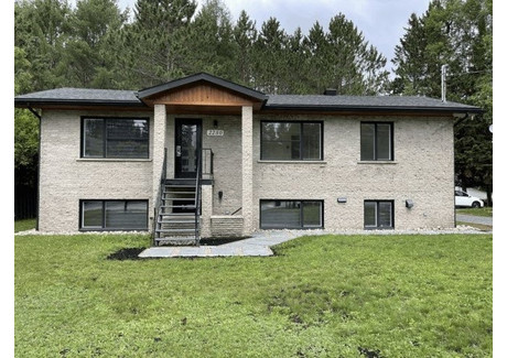 Dom na sprzedaż - 2250 Ch. du Village Mont-Tremblant, Kanada, 180,42 m², 659 106 USD (2 596 879 PLN), NET-97015854
