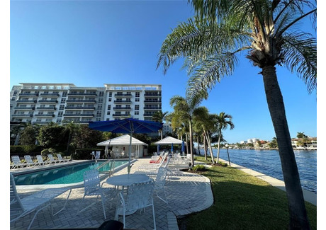 Mieszkanie do wynajęcia - 6257 Bay Club Dr Fort Lauderdale, Usa, 78,97 m², 3500 USD (14 350 PLN), NET-102019394