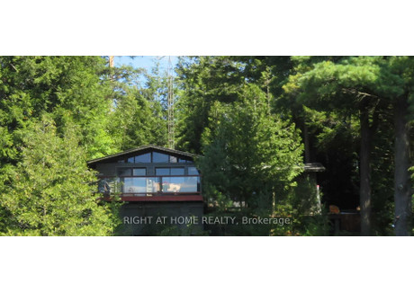 Dom na sprzedaż - 202 Macbeth Island Bracebridge, Kanada, 102,19 m², 367 948 USD (1 423 959 PLN), NET-100340495