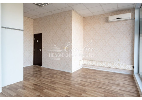 Komercyjne na sprzedaż - Център/Centar Шумен/shumen, Bułgaria, 57 m², 112 276 USD (459 210 PLN), NET-95630047