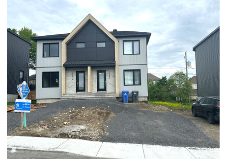 Dom na sprzedaż - 1147 Rue Chagall, La Haute-Saint-Charles, QC G3K0V2, CA La Haute-Saint-Charles, Kanada, 112 m², 253 321 USD (1 015 818 PLN), NET-89195968