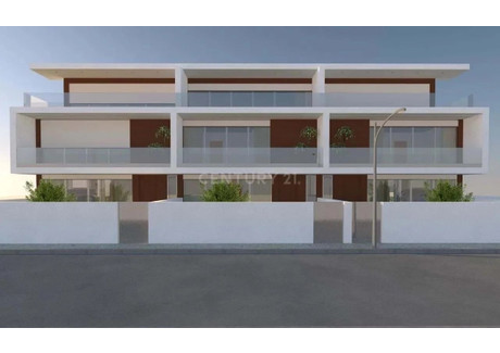 Dom na sprzedaż - Ovar, Portugalia, 460 m², 614 261 USD (2 475 473 PLN), NET-96131954