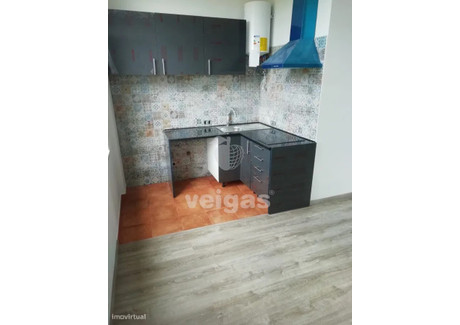 Lokal handlowy na sprzedaż - Torres Vedras, Portugalia, 66 m², 103 458 USD (407 625 PLN), NET-83876669