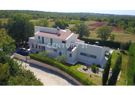 Dom na sprzedaż - Sveti Lovreč, Chorwacja, 330 m², 1 027 152 USD (3 933 993 PLN), NET-64095962