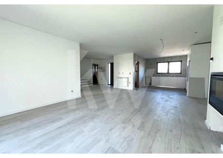 Dom na sprzedaż - Mafra, Portugalia, 241 m², 540 589 USD (2 129 921 PLN), NET-90630878