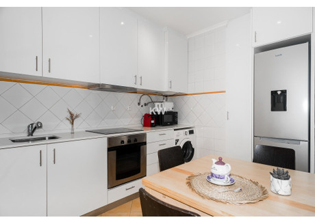 Mieszkanie na sprzedaż - Lisboa, Portugalia, 65 m², 314 519 USD (1 204 606 PLN), NET-98500806