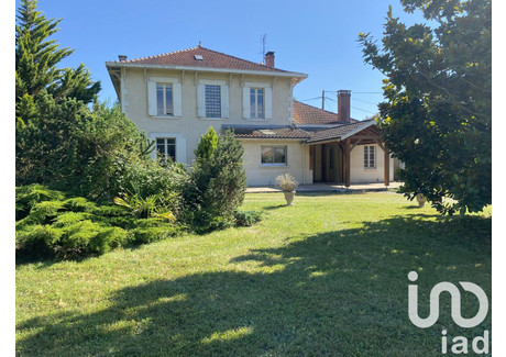 Dom na sprzedaż - Salles, Francja, 245 m², 555 840 USD (2 278 942 PLN), NET-95815975