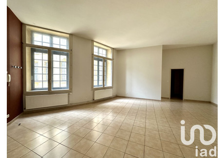 Mieszkanie na sprzedaż - Sedan, Francja, 61 m², 61 701 USD (256 059 PLN), NET-100381155