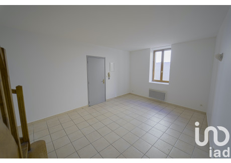 Mieszkanie do wynajęcia - Lambesc, Francja, 63 m², 771 USD (2960 PLN), NET-101079478