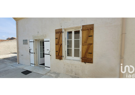 Dom na sprzedaż - Saint-Jean-D'angely, Francja, 55 m², 154 804 USD (630 052 PLN), NET-102369909