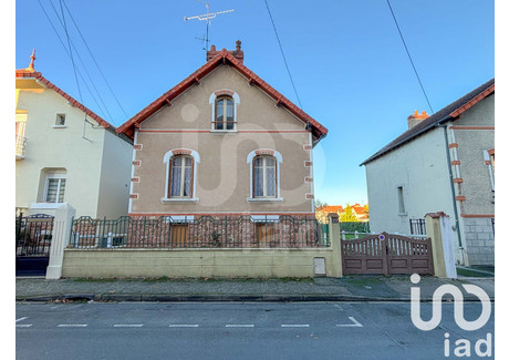 Dom na sprzedaż - Montlucon, Francja, 159 m², 124 674 USD (511 165 PLN), NET-102798110