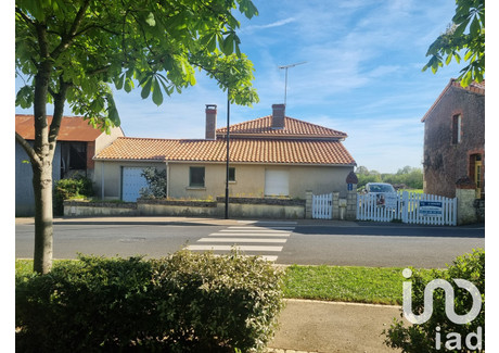 Dom na sprzedaż - Lys-Haut-Layon, Francja, 125 m², 143 895 USD (589 969 PLN), NET-102727890