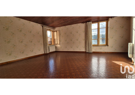 Mieszkanie na sprzedaż - Saint-Genest-Lerpt, Francja, 75 m², 66 250 USD (274 936 PLN), NET-103318342