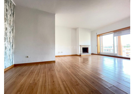 Mieszkanie na sprzedaż - Canelas, Portugalia, 66 m², 267 114 USD (1 087 155 PLN), NET-102945446