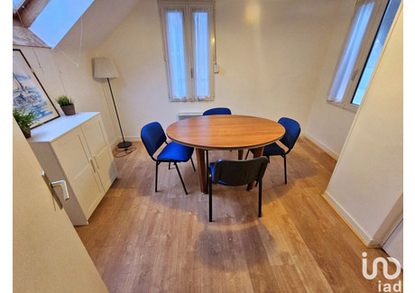 Mieszkanie na sprzedaż - Lannilis, Francja, 17 m², 32 392 USD (129 244 PLN), NET-92862553