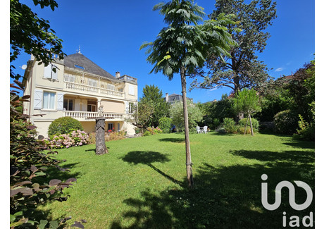 Dom na sprzedaż - Saint-Céré, Francja, 304 m², 516 359 USD (2 117 073 PLN), NET-99427593