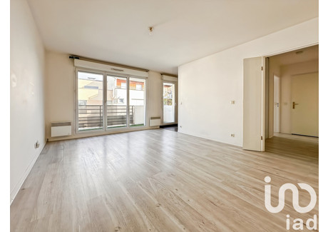 Mieszkanie na sprzedaż - Chelles, Francja, 43 m², 207 271 USD (849 811 PLN), NET-101883993