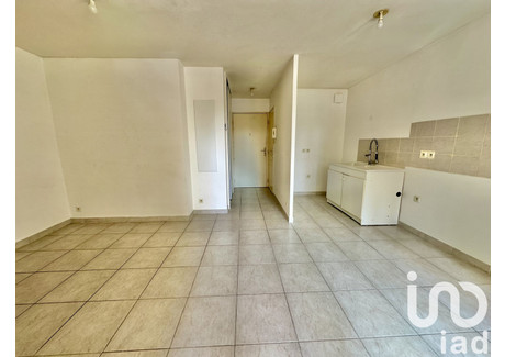 Mieszkanie na sprzedaż - Hyeres, Francja, 36 m², 164 154 USD (673 033 PLN), NET-98835749