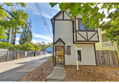 Dom na sprzedaż - 1117 23rd St Sacramento, Usa, 76,09 m², 599 900 USD (2 381 603 PLN), NET-101305552