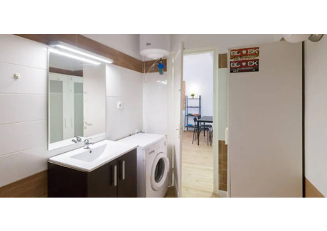 Mieszkanie do wynajęcia - Carrer de la Junta de Comerç Barcelona, Hiszpania, 68 m², 1399 USD (5358 PLN), NET-100099845