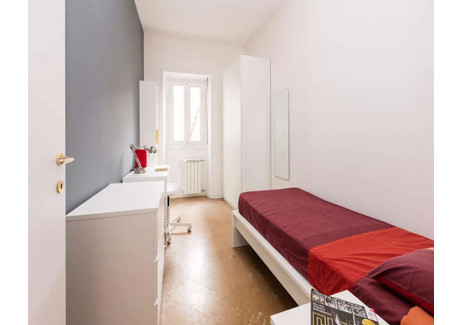 Mieszkanie do wynajęcia - Lungotevere degli Artigiani Rome, Włochy, 140 m², 651 USD (2494 PLN), NET-100283461