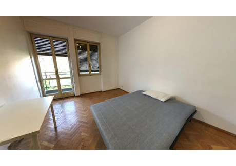 Mieszkanie do wynajęcia - Viale Gran Sasso Milan, Włochy, 80 m², 800 USD (3256 PLN), NET-100476332